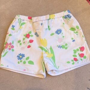 The Beaufort Bonnet Company Floral Kids Shorts NWOT Size 6